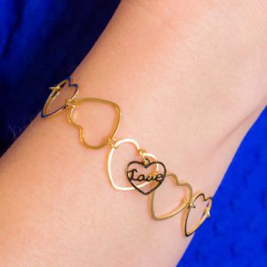 Pulseira com Elos de Coração