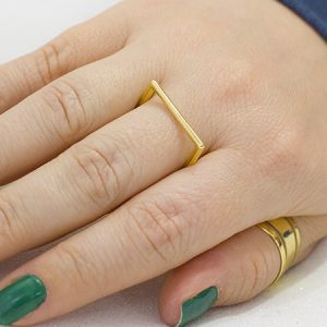 Anel Fino Reto Banhado a Ouro 18k