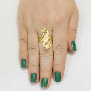 Anel Largo com Detalhes Texturizados Banhado a Ouro 18k